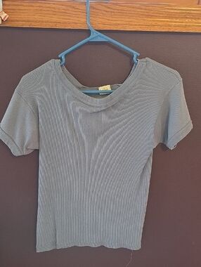Ribbed Crewneck Short Sleeve Top - Gray